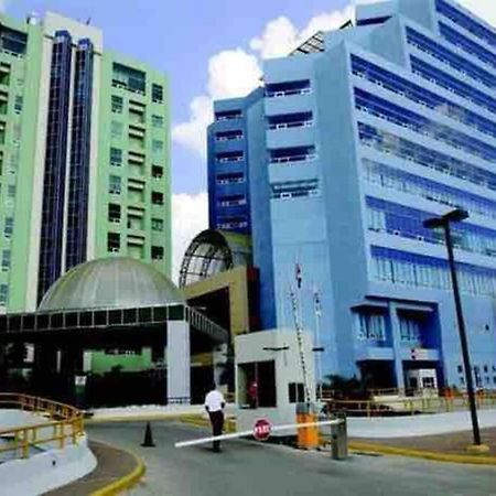 Apartamento Detras Del Homs En Santiago De Los Caballeros Piso 1 Apartment Exterior foto